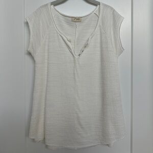 C'isa White Linen V-Neck Short Sleeve Shirt